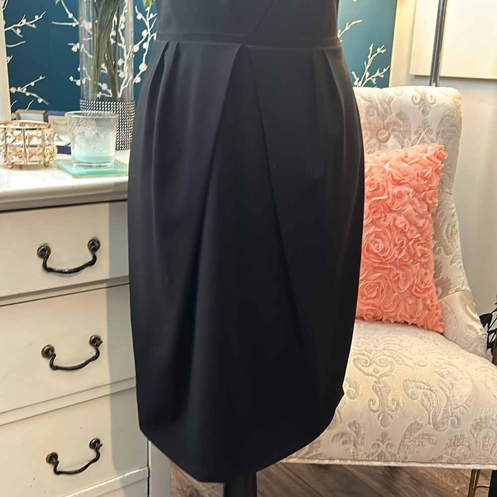 BEAUTIFUL,black dress  BY MAX MARA. Simple yet stunning - Picture 4 of 16